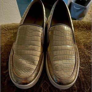 Vionic Dinora Slip On